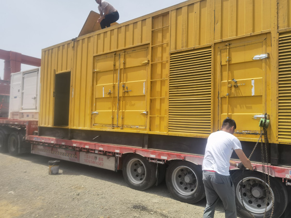 合江发电机出租100KW发电机需要什么规格的电缆线？